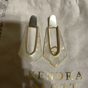 Kendra Scott Kiernan Earrings